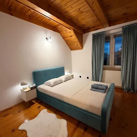 U Ani Apartment *